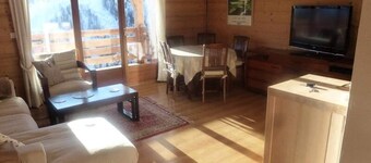리조트 하이츠에 위치한 2개의 넓고 아늑한 아파트먼트