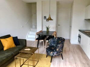 Apartment | Living room - 4-person Lodge in Tiny House Style (Zoutelande)