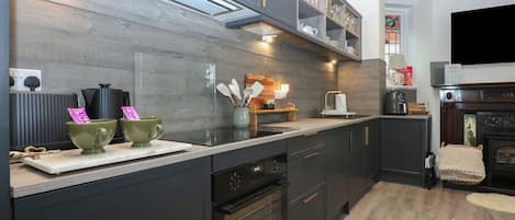 洗碗機、廚房用具/餐具/器皿