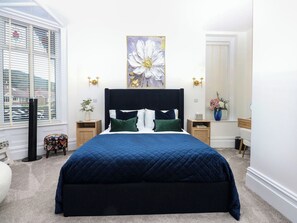 1 habitación, decoración personalizada y muebles diferentes 