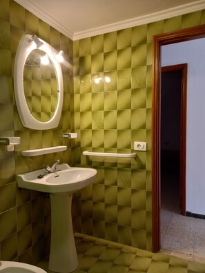 Towels, soap, toilet paper