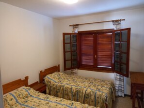 2 chambres, draps fournis
