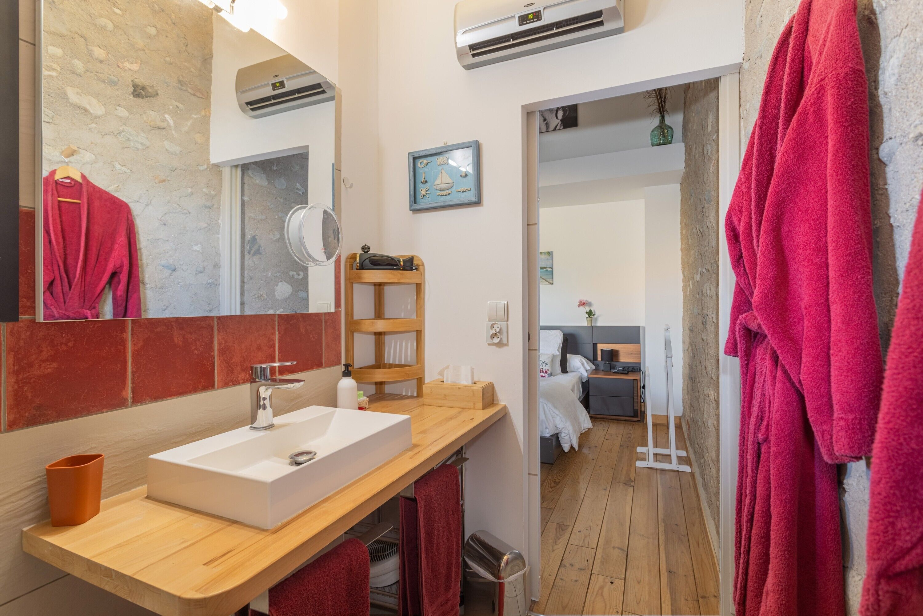 Doccia, asciugacapelli, asciugamani