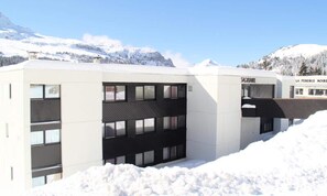 Exterior - Fully Renovated Studio With Cabin Resort Center Balcony (Araches-la-Frasse)