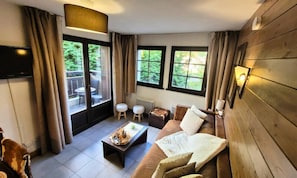 Living area - Apartment for 4 People, in a Residence With Swimming Pool (Les Gets)