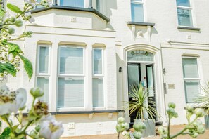 Exterior - Spacious Student Ensuite Finsbury House (London)