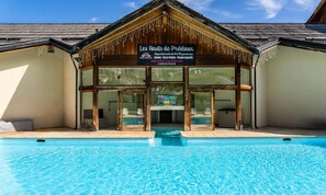 Piscine extérieure, piscine chauffée