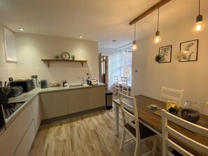 Microondas, horno y parrilla de estufa 