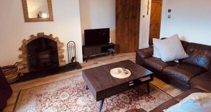 Luxury Coachman’s Cottage | Spacious Speyside Retreat| Whisky Trail | 9.6 Rated