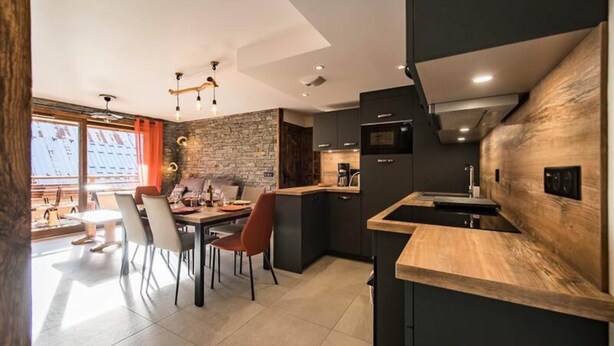 Private kitchen - Apartment in Arves With Mountain Views (Saint-Sorlin-d'Arves)