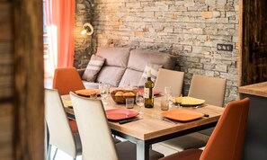 Dining - Apartment in Arves With Mountain Views (Saint-Sorlin-d'Arves)