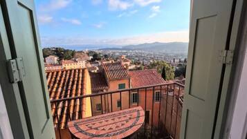 Khuôn viên nơi lưu trú