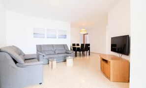 Living area - Apartment in Canet Near Sandy Beach (Canet de Berenguer)
