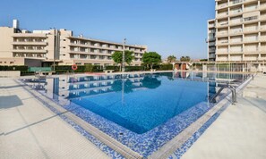 Pool - Apartment in Canet Near Sandy Beach (Canet de Berenguer)
