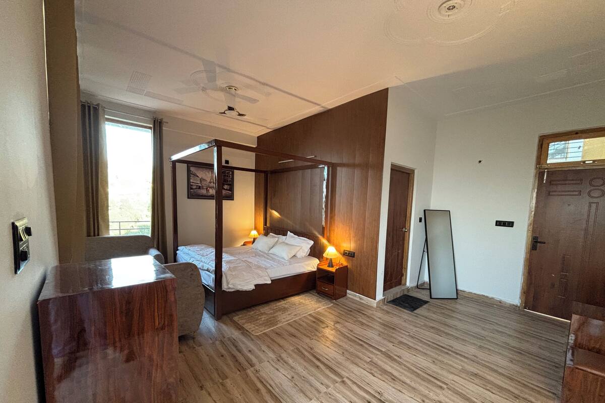 مساحة عمل للكمبيوتر المحمول وواي فاي مجانًا