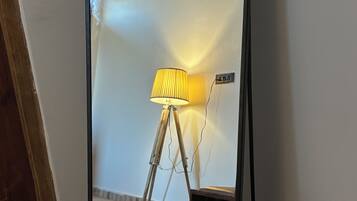 Deluxe Double Room, Mountain View | Laptop workspace, free WiFi