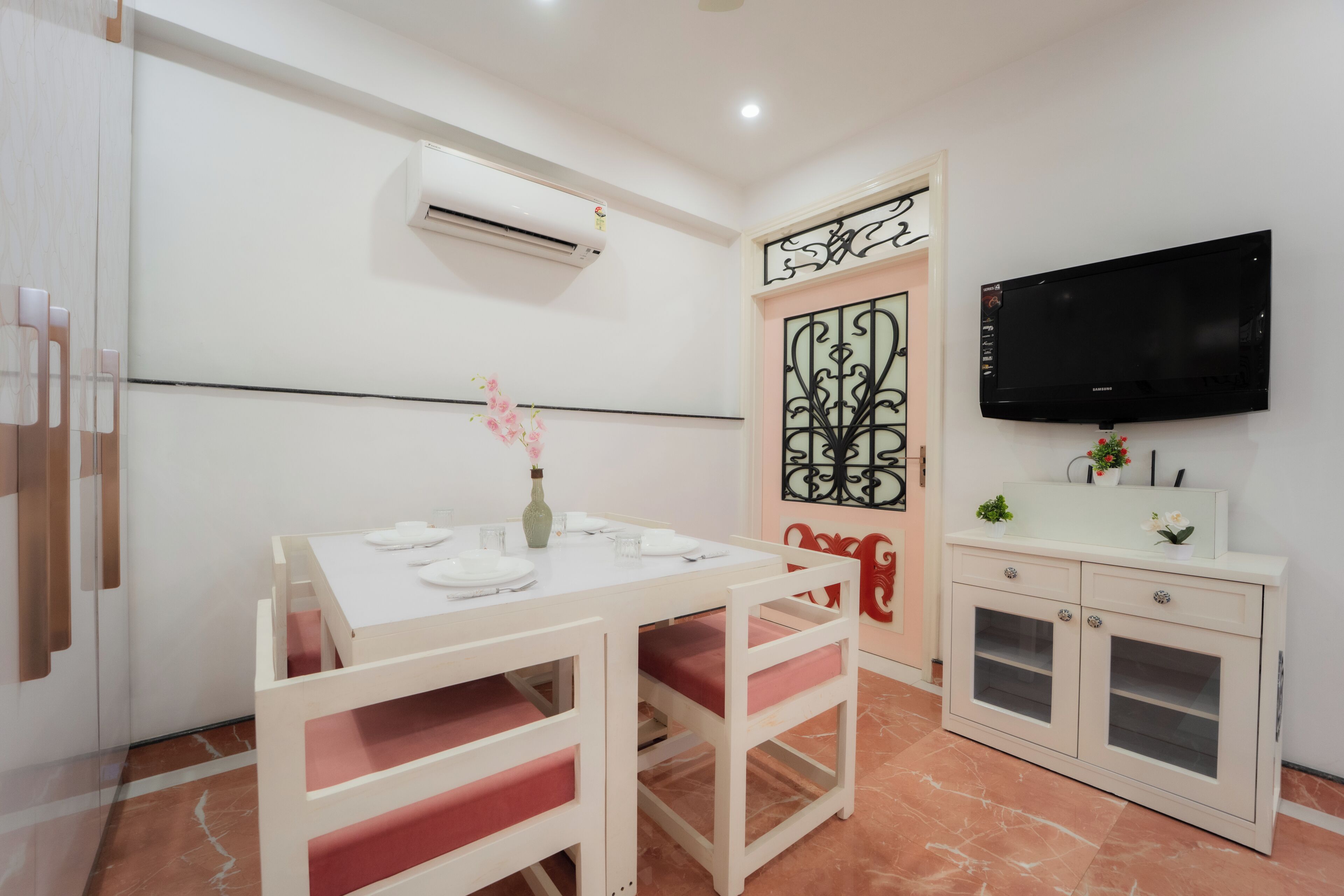 Apartamento | Área de estar | TV de tela plana