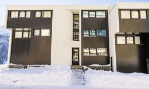 Exterior - Apartment in Flaine Near Grand Massif Slopes (Araches-la-Frasse)