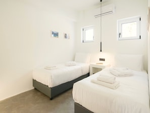 House | 2 bedrooms - Villa Paradiso 1 With Private Pool (Malevizi)