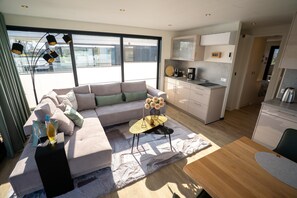 Mobile Home | Living room - Schones Hausboot in Hoxter (Hoexter)
