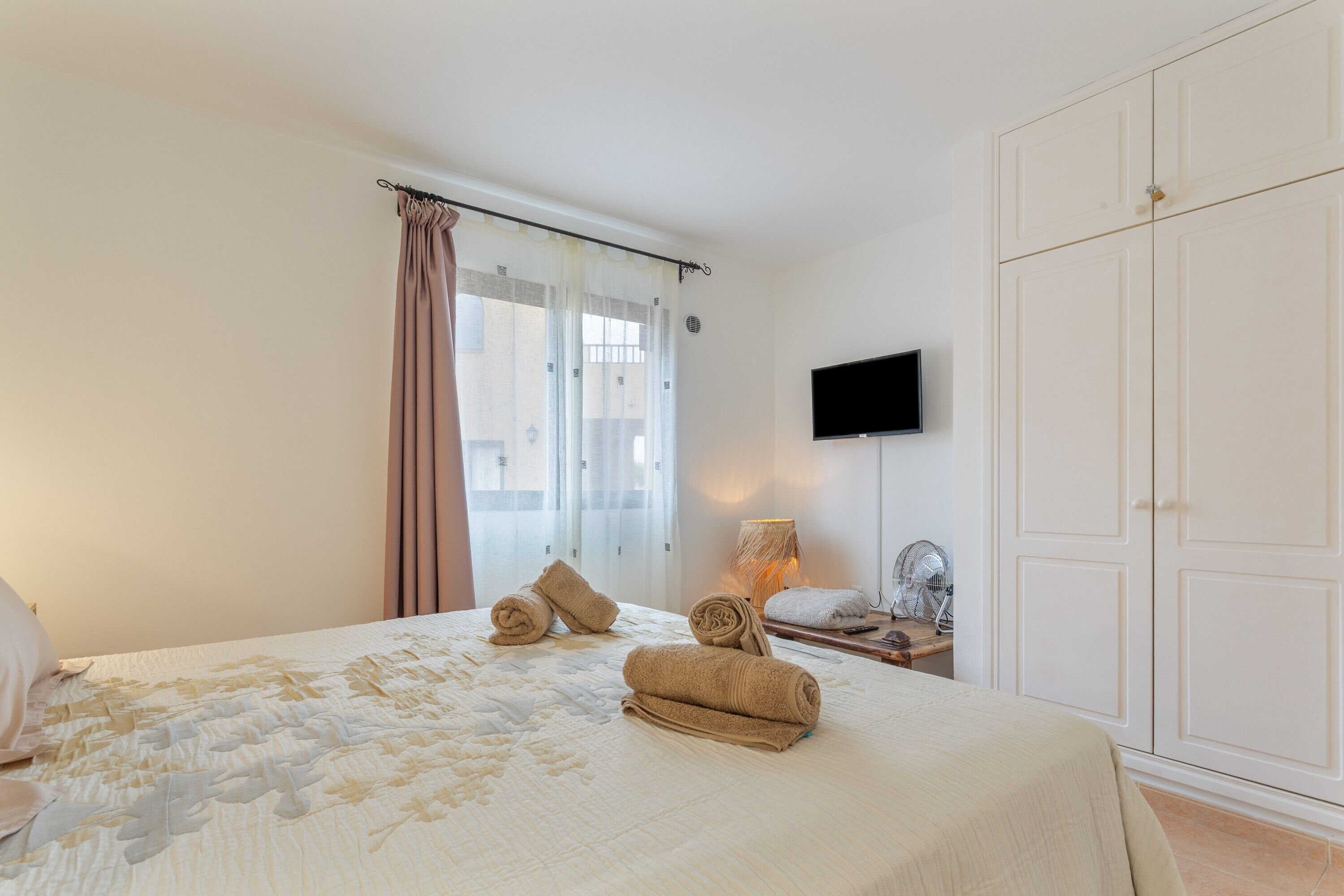 1 dormitorio, wifi, ropa de cama