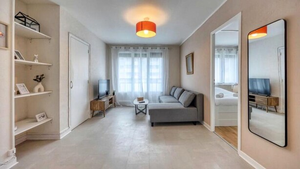 Living area - Apartment in Saint Martin Near City Center (Saint-Martin-d'Heres)