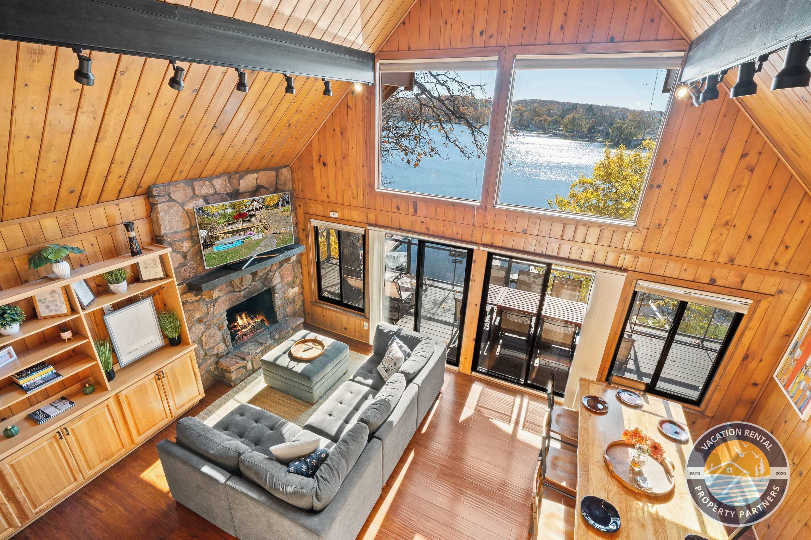 TV, fireplace, offices