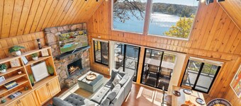 Lakefront Retreat with Dock, BBQ and Lake Access