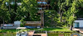 Lakefront Retreat with Dock, BBQ and Lake Access
