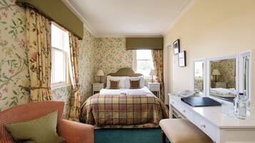 Phòng đôi Deluxe, quang cảnh vườn | Bàn ủi/dụng cụ ủi quần áo, truy cập Internet không dây miễn phí