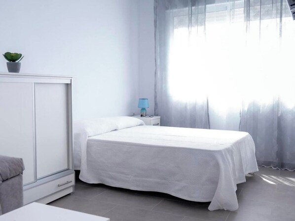 Tabla de planchar con plancha y wifi gratis 