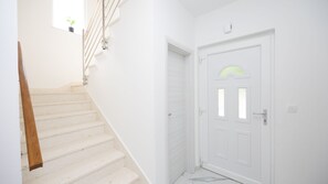 Interior - Villa Ivan by Villas Guide (Primorski Dolac)
