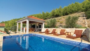 Pool - Villa Green by Villas Guide (Blato)