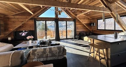 CHALET LE CAIRN vue sur le village
Grands espaces à 5 minutes du télécabine