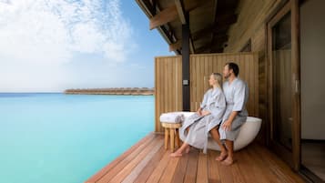 Sauna, Aromatherapie, Warmsteinmassagen, Tiefengewebe-Massagen