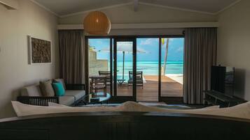 Sunset Beach Pool Villa | Peti besi dalam bilik, seterika/papan seterika, Wi-fi percuma