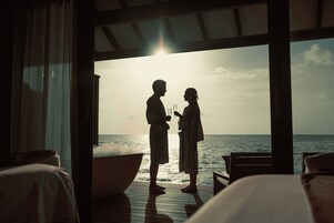 桑拿、芳香疗法、热石按摩、深层组织按摩、瑞典式按摩、泰式按摩