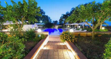 Villa Rosemary – Chalet View, wooden chalet with pool, near the Stagnone Lagoon