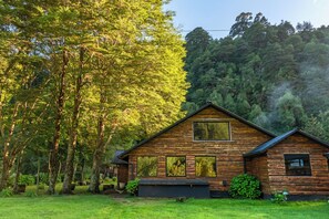 Exterior - Cascadas Park, Aysen - Eco Luxury Lodge, Patagonia Chile (Aysén)