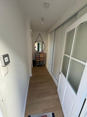 Interior - Winter getaway at Le Mourillon - Sea 150m away - Cosy one-bedroom apartment (Toulon)