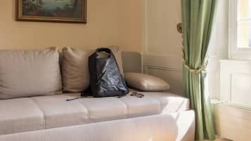 Comfort Doppelzimmer mit externem Bad | Coin séjour