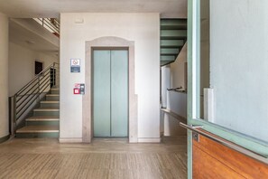 Interior - Ginger, a stone's throw from the center of Siena with parking space (Siena)