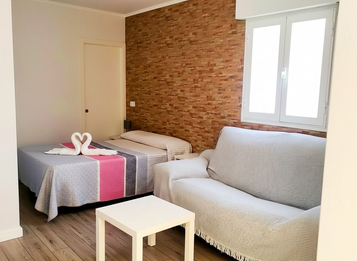 Family Studio, Smoking, Pets allowed | Iron/ironing board, free WiFi