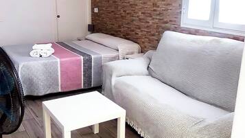 Iron/ironing board, free WiFi