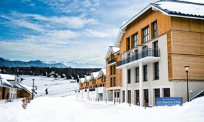 Exterior - Apartment in La Feclaz With Ski Access (Les Deserts)