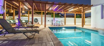 Black Swan Villa – Elegant 2-Bedroom Beach House in Pervolia