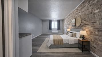 Basic Studio | Free WiFi