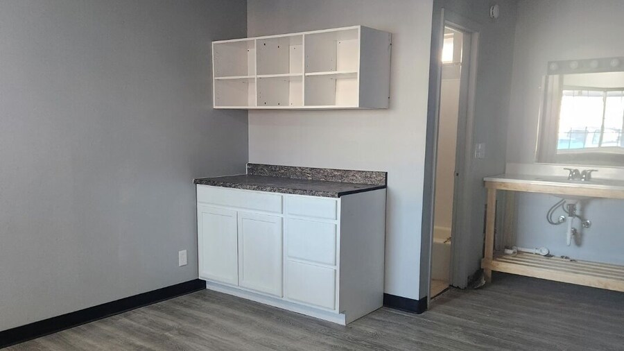 Columbus Kansas Mico Suites