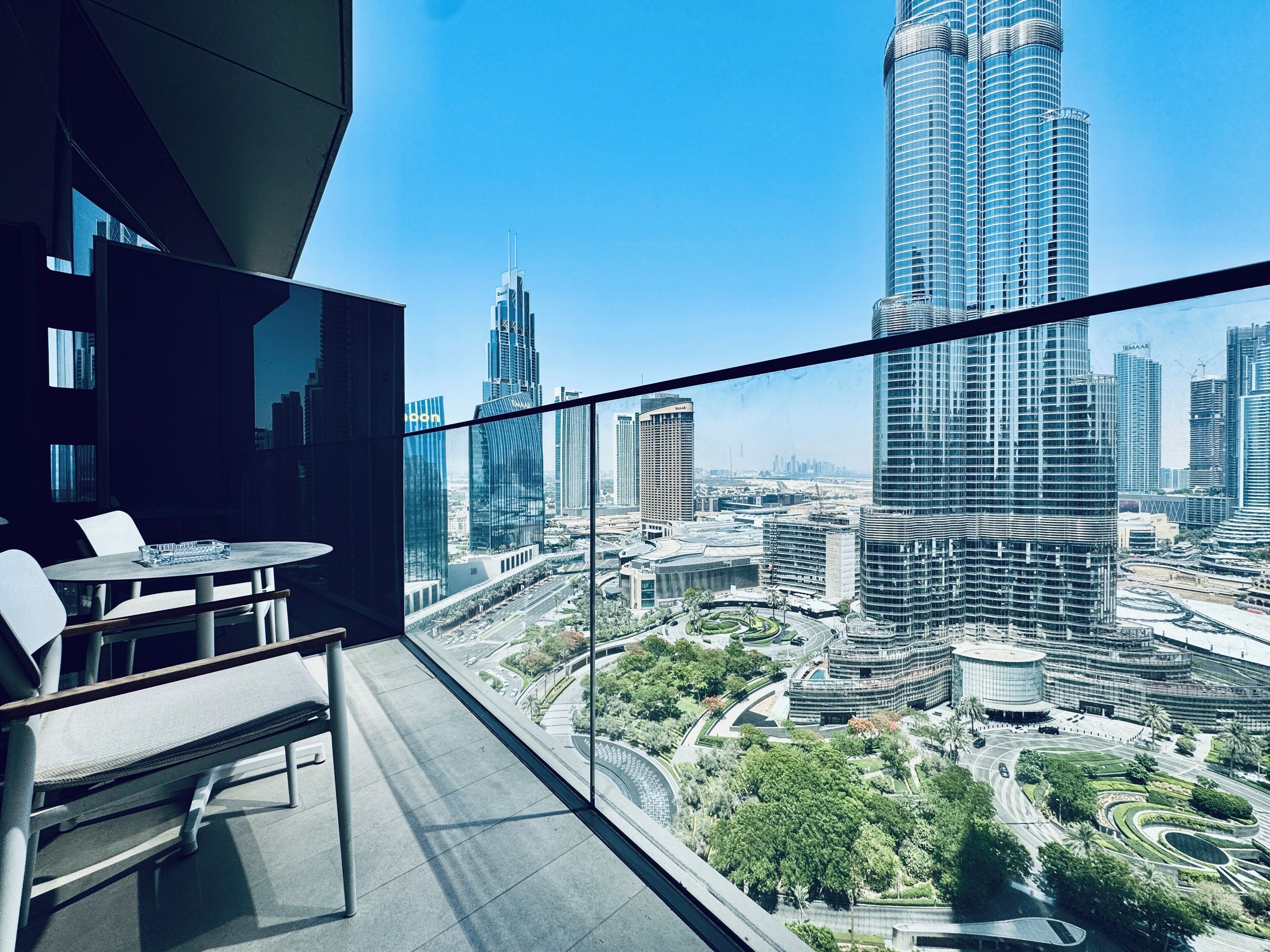 Thành phố nhìn từ nơi lưu trú