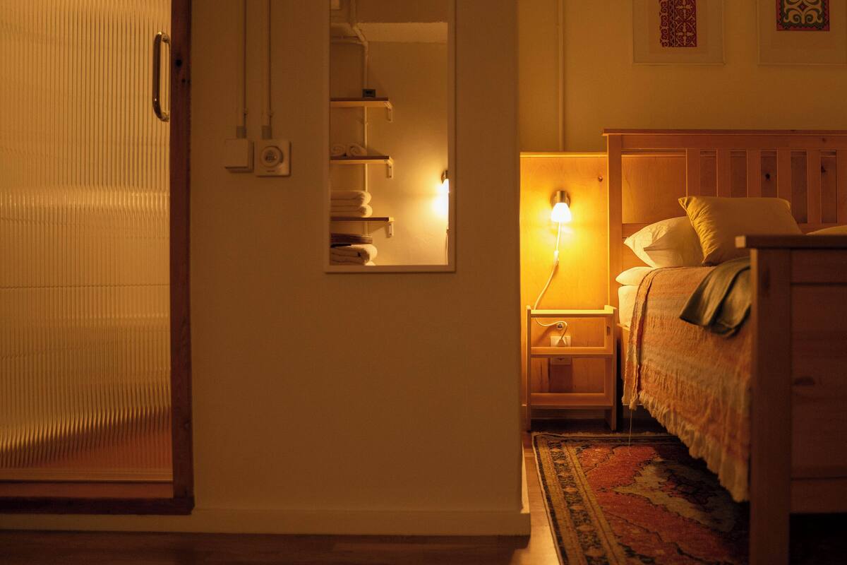 Doppelzimmer, Stadtblick | Zimmersafe, Verdunkelungsvorhänge, schallisolierte Zimmer